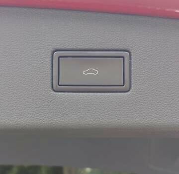 Красный Фольксваген Tiguan Allspace, объемом двигателя 1.98 л и пробегом 128 тыс. км за 23500 $, фото 29 на Automoto.ua