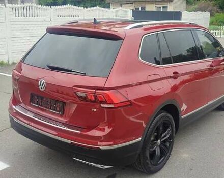 Красный Фольксваген Tiguan Allspace, объемом двигателя 1.98 л и пробегом 128 тыс. км за 23500 $, фото 7 на Automoto.ua