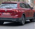 Червоний Фольксваген Tiguan Allspace, об'ємом двигуна 2 л та пробігом 198 тис. км за 16499 $, фото 4 на Automoto.ua