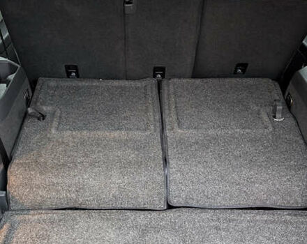 Червоний Фольксваген Tiguan Allspace, об'ємом двигуна 2 л та пробігом 198 тис. км за 16499 $, фото 26 на Automoto.ua