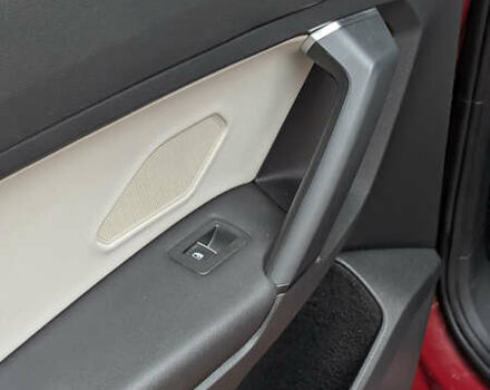 Червоний Фольксваген Tiguan Allspace, об'ємом двигуна 2 л та пробігом 198 тис. км за 16499 $, фото 20 на Automoto.ua