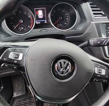 Фольксваген Tiguan Allspace 2019 в Львове на Automoto.ua Красный Фольксваген Tiguan Allspace, объемом двигателя 2 л и пробегом 120 тыс. км за 17999 $, фото 7 на Automoto.ua