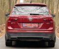 Червоний Фольксваген Tiguan Allspace, об'ємом двигуна 2 л та пробігом 198 тис. км за 16499 $, фото 2 на Automoto.ua