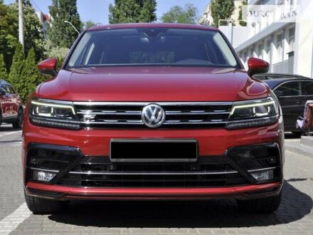 Червоний Фольксваген Tiguan Allspace, об'ємом двигуна 2 л та пробігом 71 тис. км за 29900 $, фото 1 на Automoto.ua