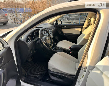 Фольксваген Tiguan Allspace, объемом двигателя 2 л и пробегом 190 тыс. км за 19500 $, фото 10 на Automoto.ua