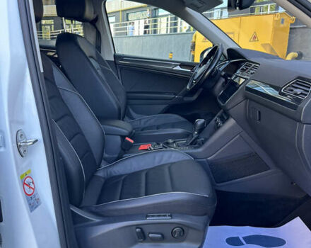 Фольксваген Tiguan Allspace, об'ємом двигуна 2 л та пробігом 162 тис. км за 30500 $, фото 35 на Automoto.ua