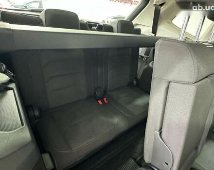 Фольксваген Tiguan Allspace, объемом двигателя 2 л и пробегом 155 тыс. км за 28450 $, фото 12 на Automoto.ua