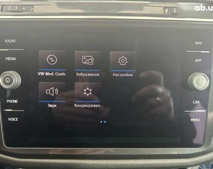 Фольксваген Tiguan Allspace, объемом двигателя 2 л и пробегом 157 тыс. км за 28450 $, фото 28 на Automoto.ua