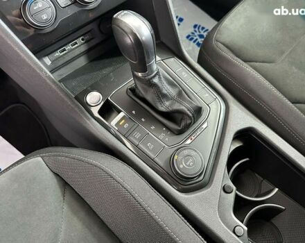 Фольксваген Tiguan Allspace 2018 в Львове на Automoto.ua Фольксваген Tiguan Allspace, объемом двигателя 2 л и пробегом 155 тыс. км за 28450 $, фото 22 на Automoto.ua