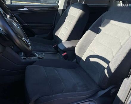 Фольксваген Tiguan Allspace, объемом двигателя 2 л и пробегом 192 тыс. км за 26844 $, фото 27 на Automoto.ua