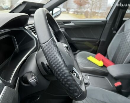 Фольксваген Tiguan Allspace, объемом двигателя 2 л и пробегом 15 тыс. км за 48471 $, фото 28 на Automoto.ua