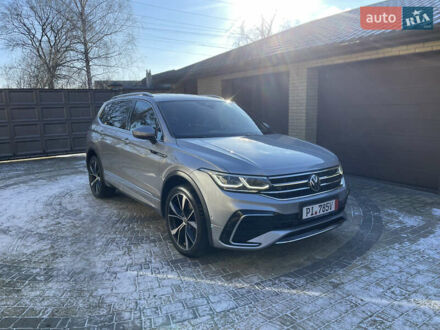 Фольксваген Tiguan Allspace, об'ємом двигуна 2 л та пробігом 143 тис. км за 39900 $, фото 1 на Automoto.ua