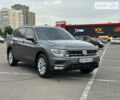 Серый Фольксваген Tiguan Allspace, объемом двигателя 2 л и пробегом 68 тыс. км за 19800 $, фото 94 на Automoto.ua