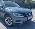 Сірий Фольксваген Tiguan Allspace, об'ємом двигуна 2 л та пробігом 135 тис. км за 15900 $, фото 2 на Automoto.ua