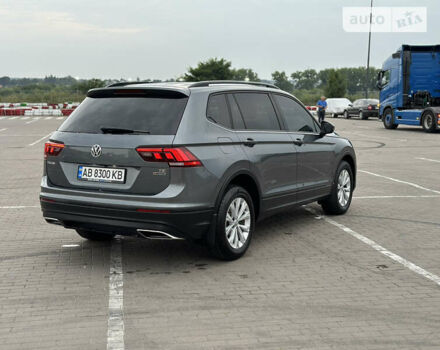 Серый Фольксваген Tiguan Allspace, объемом двигателя 2 л и пробегом 68 тыс. км за 19800 $, фото 84 на Automoto.ua