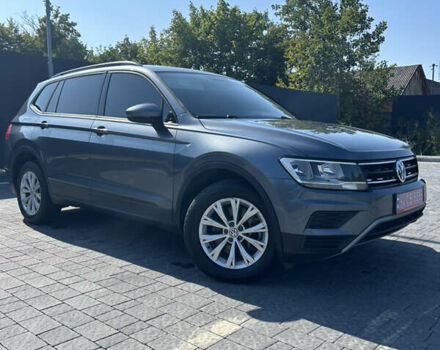 Серый Фольксваген Tiguan Allspace, объемом двигателя 2 л и пробегом 135 тыс. км за 15550 $, фото 13 на Automoto.ua