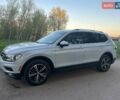 Серый Фольксваген Tiguan Allspace, объемом двигателя 2 л и пробегом 125 тыс. км за 22000 $, фото 2 на Automoto.ua