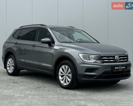 Фольксваген Tiguan Allspace 2018 в Мукачеве на Automoto.ua Серый Фольксваген Tiguan Allspace, объемом двигателя 1.98 л и пробегом 149 тыс. км за 15700 $, фото 2 на Automoto.ua