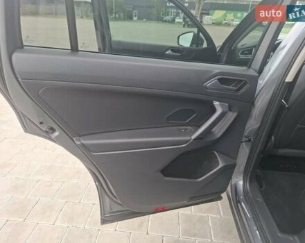 Серый Фольксваген Tiguan Allspace, объемом двигателя 1.98 л и пробегом 83 тыс. км за 18900 $, фото 15 на Automoto.ua
