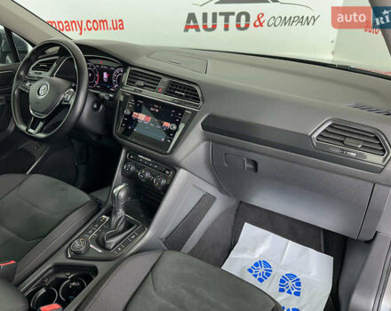 Сірий Фольксваген Tiguan Allspace, об'ємом двигуна 2 л та пробігом 155 тис. км за 27950 $, фото 7 на Automoto.ua