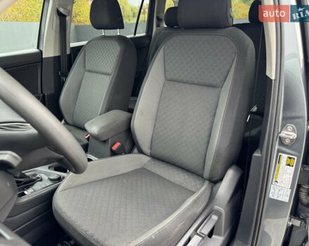 Фольксваген Tiguan Allspace 2018 в Мукачеве на Automoto.ua Серый Фольксваген Tiguan Allspace, объемом двигателя 1.98 л и пробегом 149 тыс. км за 15700 $, фото 7 на Automoto.ua