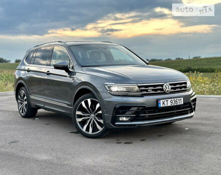 Сірий Фольксваген Tiguan Allspace, об'ємом двигуна 2 л та пробігом 91 тис. км за 36850 $, фото 25 на Automoto.ua