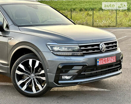 Серый Фольксваген Tiguan Allspace, объемом двигателя 2 л и пробегом 91 тыс. км за 36999 $, фото 4 на Automoto.ua