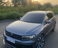 Сірий Фольксваген Tiguan Allspace, об'ємом двигуна 2 л та пробігом 64 тис. км за 22600 $, фото 3 на Automoto.ua