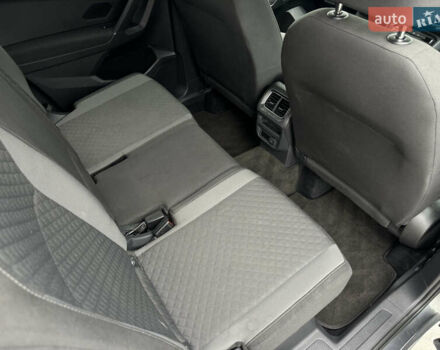 Фольксваген Tiguan Allspace 2018 в Мукачеве на Automoto.ua Серый Фольксваген Tiguan Allspace, объемом двигателя 1.98 л и пробегом 149 тыс. км за 15700 $, фото 11 на Automoto.ua