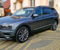 Сірий Фольксваген Tiguan Allspace, об'ємом двигуна 2 л та пробігом 215 тис. км за 24900 $, фото 2 на Automoto.ua