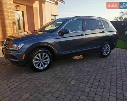 Серый Фольксваген Tiguan Allspace, объемом двигателя 2 л и пробегом 165 тыс. км за 16700 $, фото 10 на Automoto.ua