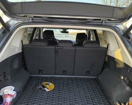 Серый Фольксваген Tiguan Allspace, объемом двигателя 2 л и пробегом 260 тыс. км за 25999 $, фото 7 на Automoto.ua