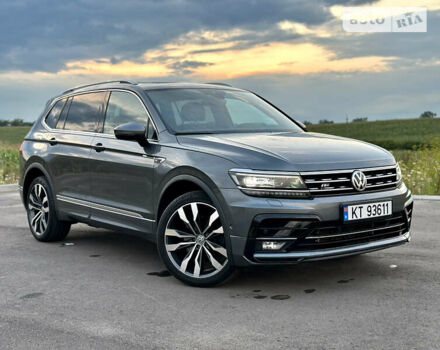 Серый Фольксваген Tiguan Allspace, объемом двигателя 2 л и пробегом 91 тыс. км за 36850 $, фото 27 на Automoto.ua