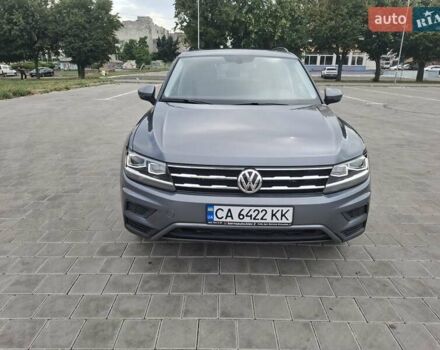 Серый Фольксваген Tiguan Allspace, объемом двигателя 1.98 л и пробегом 83 тыс. км за 18900 $, фото 9 на Automoto.ua