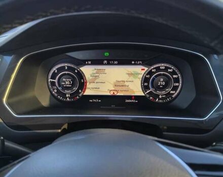 Серый Фольксваген Tiguan Allspace, объемом двигателя 2 л и пробегом 260 тыс. км за 25999 $, фото 13 на Automoto.ua