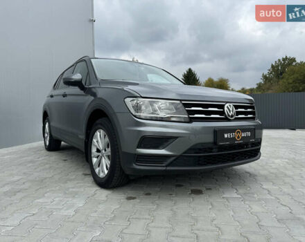 Фольксваген Tiguan Allspace 2018 в Мукачеве на Automoto.ua Серый Фольксваген Tiguan Allspace, объемом двигателя 1.98 л и пробегом 149 тыс. км за 15700 $, фото 20 на Automoto.ua