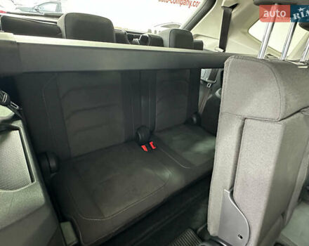 Серый Фольксваген Tiguan Allspace, объемом двигателя 2 л и пробегом 155 тыс. км за 28450 $, фото 16 на Automoto.ua