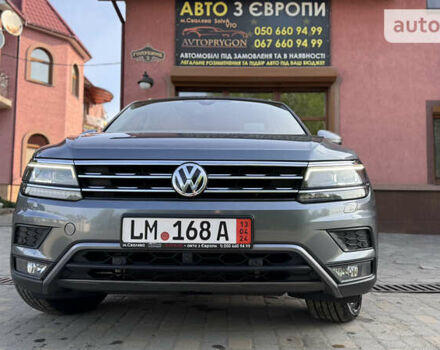 Сірий Фольксваген Tiguan Allspace, об'ємом двигуна 2 л та пробігом 149 тис. км за 31900 $, фото 29 на Automoto.ua