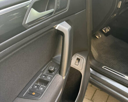 Сірий Фольксваген Tiguan Allspace, об'ємом двигуна 1.98 л та пробігом 237 тис. км за 27500 $, фото 33 на Automoto.ua