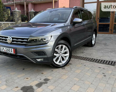 Сірий Фольксваген Tiguan Allspace, об'ємом двигуна 2 л та пробігом 149 тис. км за 31900 $, фото 34 на Automoto.ua