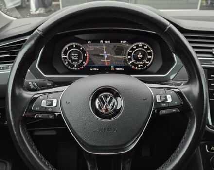 Серый Фольксваген Tiguan Allspace, объемом двигателя 2 л и пробегом 184 тыс. км за 29499 $, фото 52 на Automoto.ua