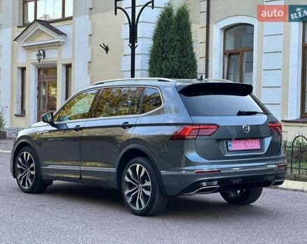 Серый Фольксваген Tiguan Allspace, объемом двигателя 2 л и пробегом 231 тыс. км за 27000 $, фото 36 на Automoto.ua