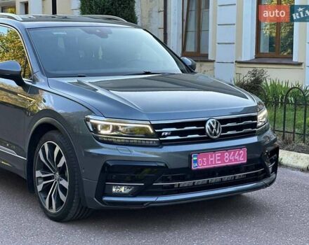 Серый Фольксваген Tiguan Allspace, объемом двигателя 2 л и пробегом 231 тыс. км за 27000 $, фото 2 на Automoto.ua