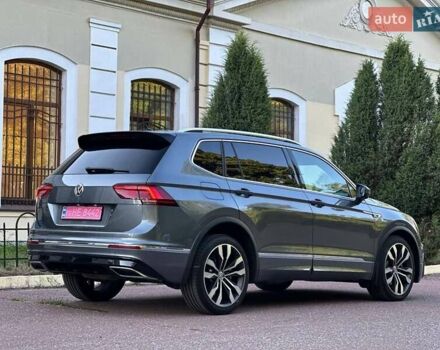 Серый Фольксваген Tiguan Allspace, объемом двигателя 2 л и пробегом 231 тыс. км за 27000 $, фото 28 на Automoto.ua