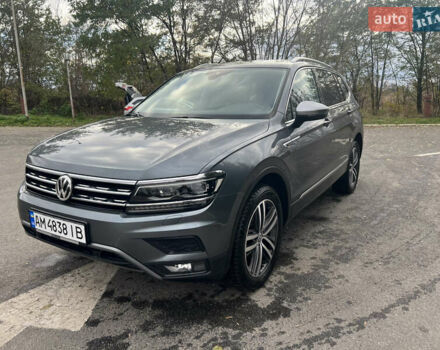 Серый Фольксваген Tiguan Allspace, объемом двигателя 2 л и пробегом 209 тыс. км за 27900 $, фото 12 на Automoto.ua