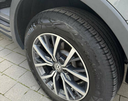 Сірий Фольксваген Tiguan Allspace, об'ємом двигуна 1.98 л та пробігом 237 тис. км за 27500 $, фото 54 на Automoto.ua