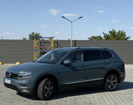 Серый Фольксваген Tiguan Allspace, объемом двигателя 2 л и пробегом 79 тыс. км за 23800 $, фото 4 на Automoto.ua