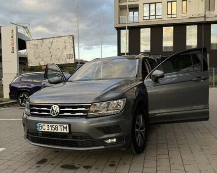 Сірий Фольксваген Tiguan Allspace, об'ємом двигуна 1.98 л та пробігом 237 тис. км за 27500 $, фото 18 на Automoto.ua