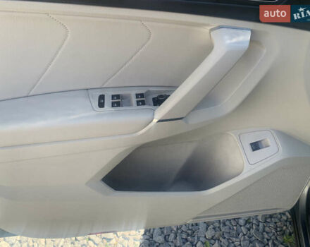 Серый Фольксваген Tiguan Allspace, объемом двигателя 2 л и пробегом 215 тыс. км за 27100 $, фото 14 на Automoto.ua