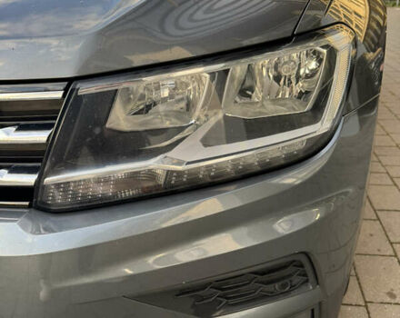 Сірий Фольксваген Tiguan Allspace, об'ємом двигуна 1.98 л та пробігом 237 тис. км за 27500 $, фото 14 на Automoto.ua